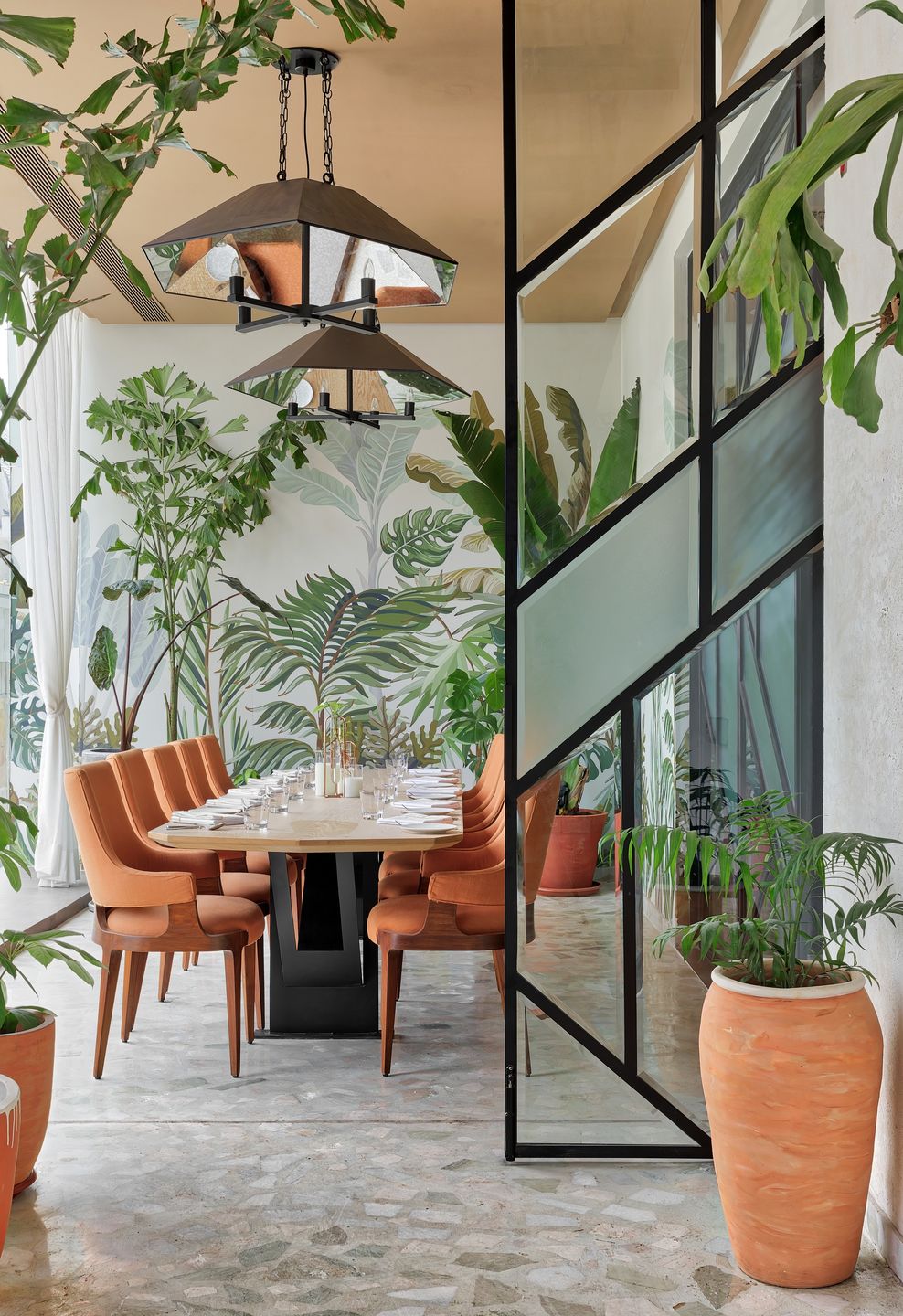 ISHAARA, LOWER PAREL, MUMBAI